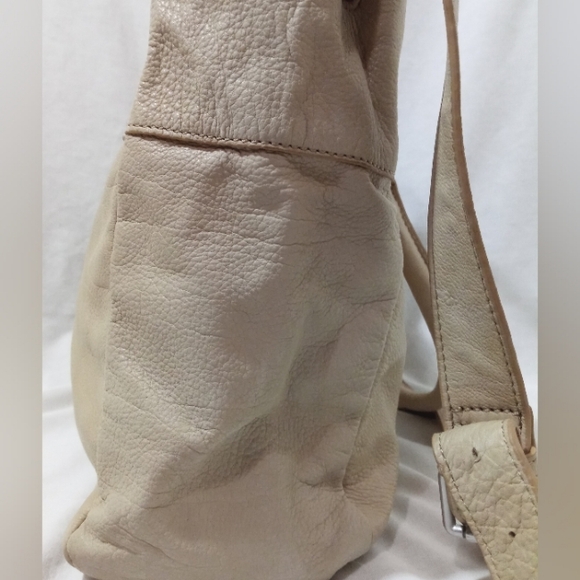 Leibeskind Berlin Leather Tote Bag - Picture 4 of 12